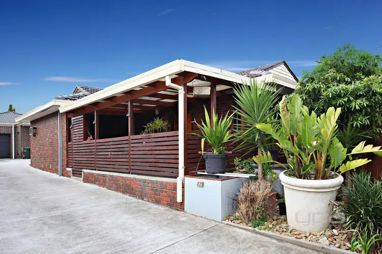 Main view of Homely unit listing, 1/4 Altyre Court, St Albans VIC 3021