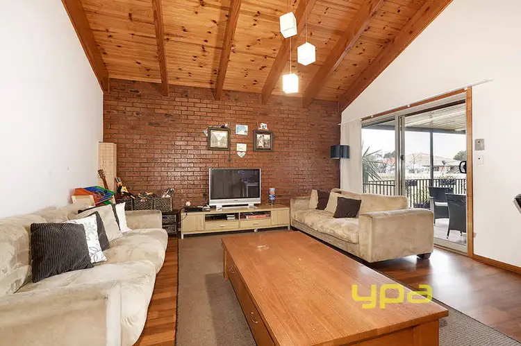 Sixth view of Homely house listing, 7 Bernborough Court, Keilor Downs VIC 3038