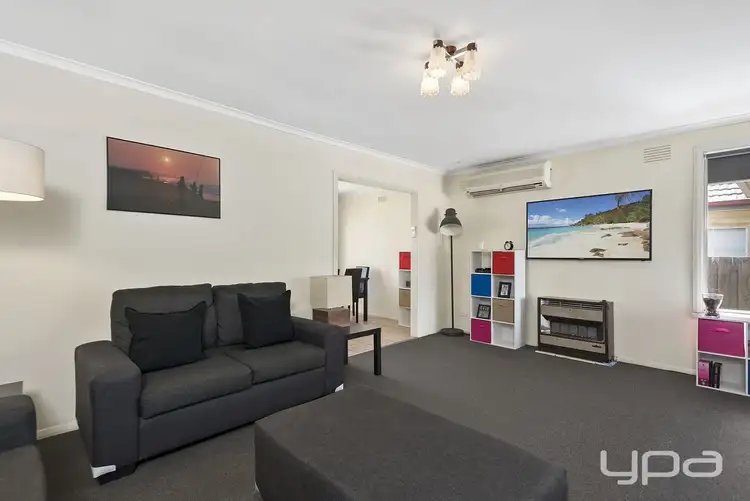 Third view of Homely house listing, 6 Deakin Street, Sunbury VIC 3429