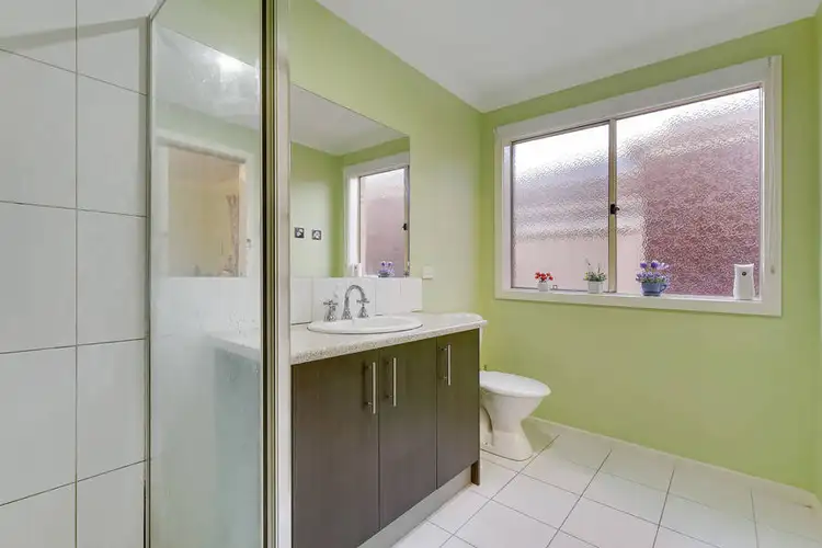 Seventh view of Homely house listing, 3 Richie Circuit, Hillside VIC 3037