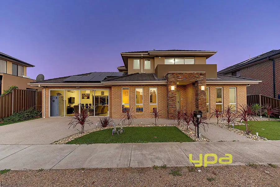 Main view of Homely house listing, 21 Clarendon Avenue, Craigieburn VIC 3064