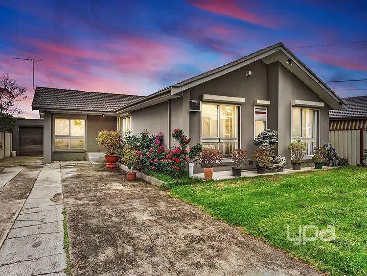 Main view of Homely house listing, 25 Magnolia Avenue, Kings Park VIC 3021