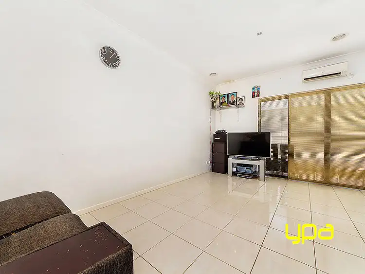 Third view of Homely townhouse listing, 4/6-8 Glendenning Street, St Albans VIC 3021