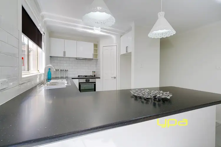 Fourth view of Homely house listing, 19 Jasmine Court, Meadow Heights VIC 3048