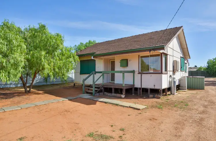 42 Sylvester Street, Coolgardie WA 6429