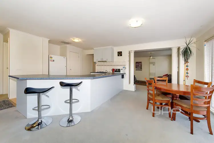 Sixth view of Homely house listing, 5 Farnham Court, Craigieburn VIC 3064