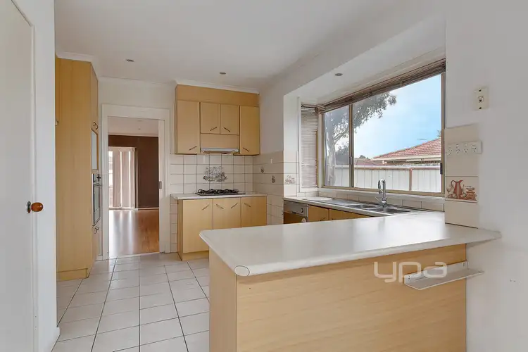Fourth view of Homely house listing, 10 Milford Court, Meadow Heights VIC 3048