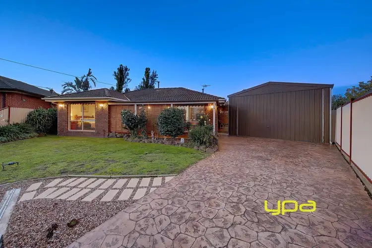 16 Magpie Court, Meadow Heights VIC 3048