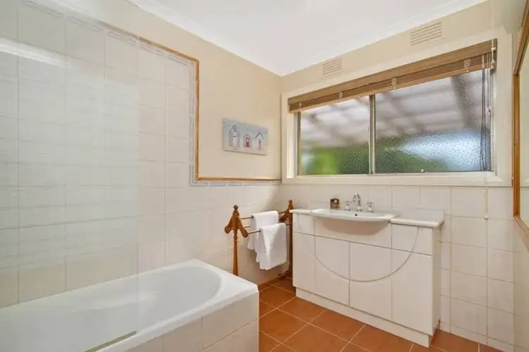 Seventh view of Homely house listing, 118 McKell Avenue, Sunbury VIC 3429