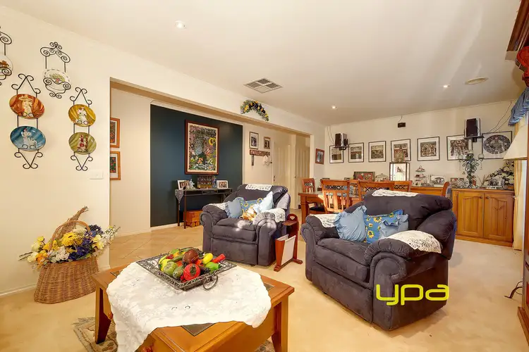 Second view of Homely house listing, 6 Classic Place, Craigieburn VIC 3064