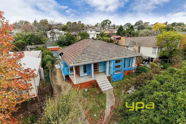 104 Winifred Street, Oak Park VIC 3046