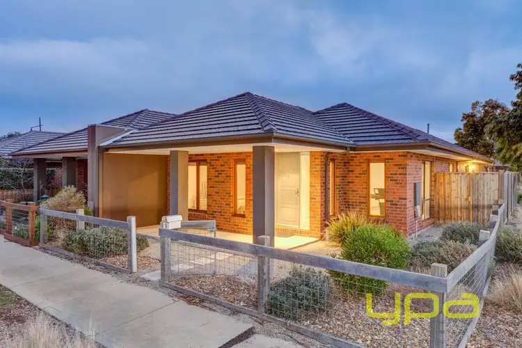 5 Castlemaine Walk, Eynesbury VIC 3338
