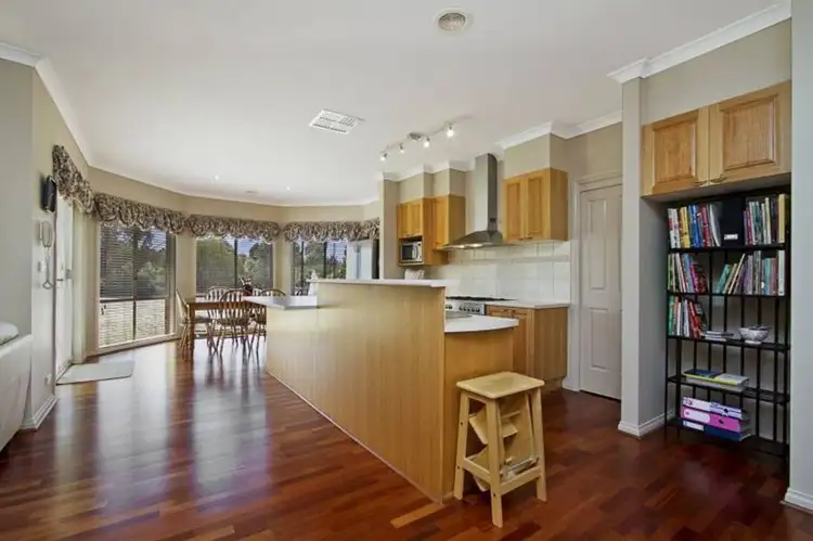 Fifth view of Homely house listing, 2 Oakdale Lane, Sunbury VIC 3429
