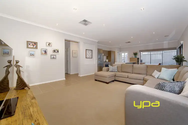 Fourth view of Homely house listing, 15 Douglas Court, Westmeadows VIC 3049