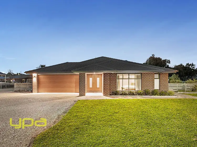 10 Valley Court, Gisborne VIC 3437