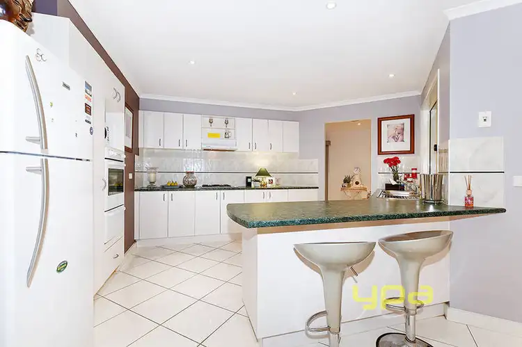 Sixth view of Homely house listing, 7 Champagne Way, Hillside VIC 3037