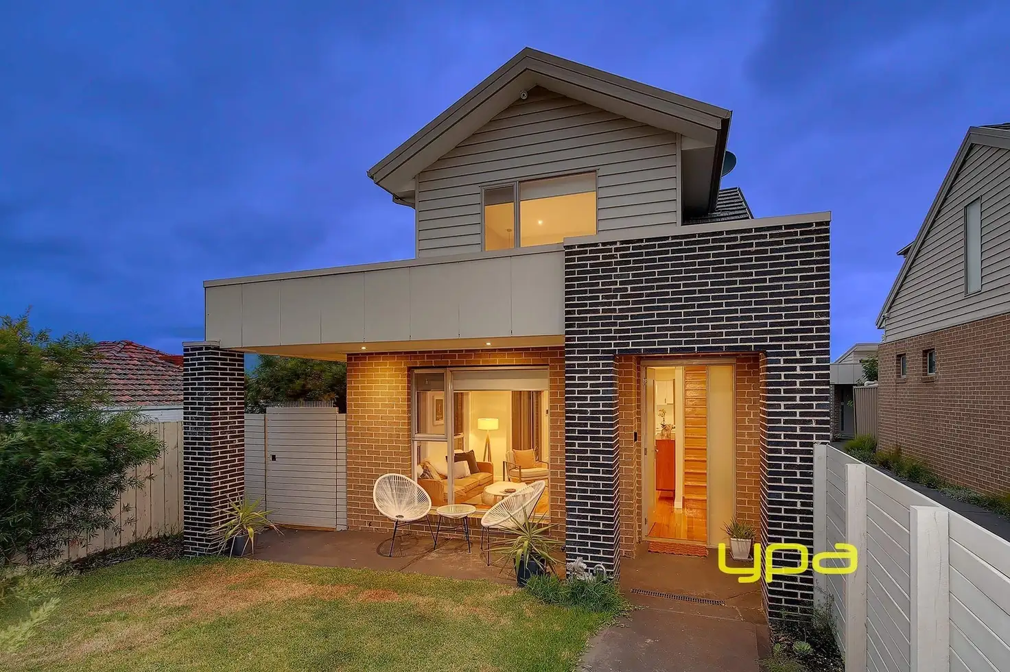 Main view of Homely unit listing, 1/19 Rosehill Road, Essendon VIC 3040