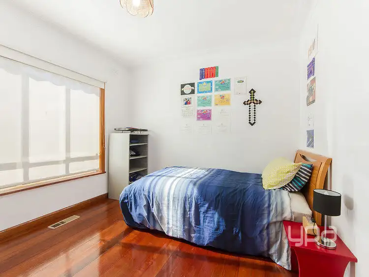 Seventh view of Homely house listing, 1 Mark Street, St Albans VIC 3021