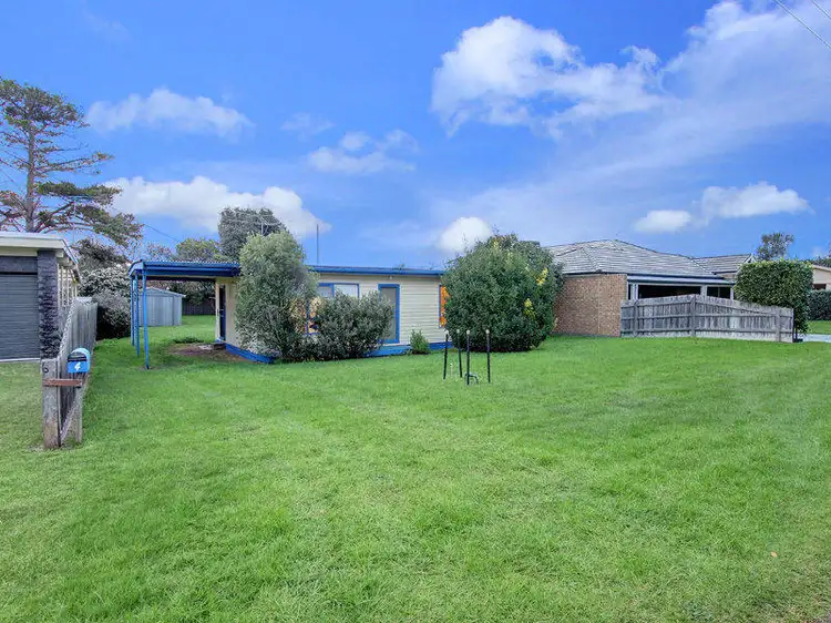 Second view of Homely house listing, 4 Carlton Court, Rye VIC 3941