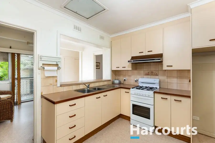 10 Sutherland Road, Dandenong, VIC 3175, 3房, 1浴, House