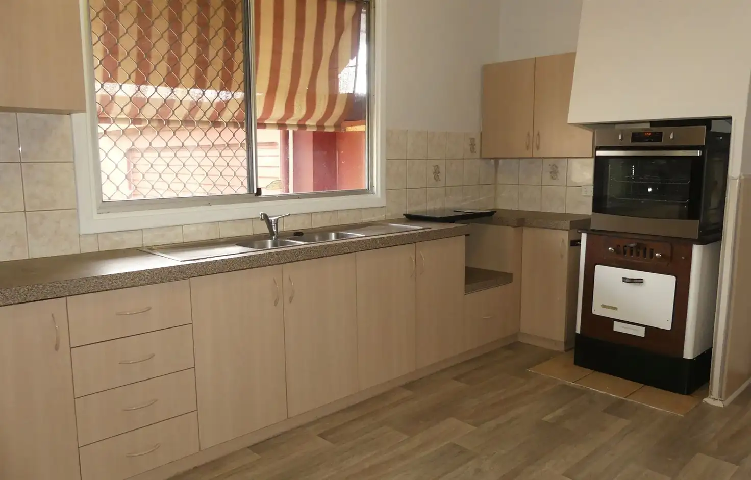 1 Hastie, Manjimup, WA 6258, 3房, 1浴, House