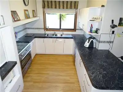 23 Reeve Street, Manjimup, WA 6258, 4 Kuwarto, 2 Banyo, House
