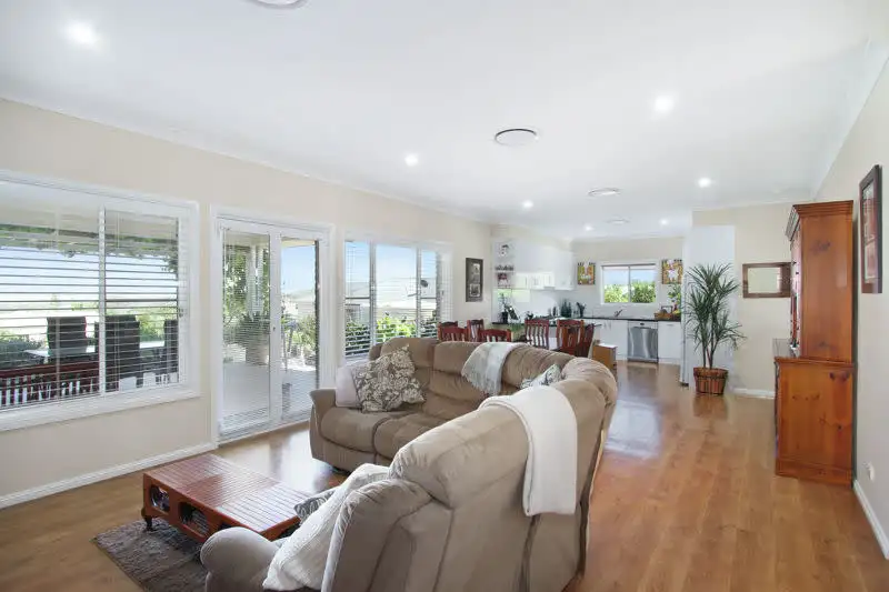 27 Windmill Drive, Tamworth, NSW 2340, 3 ਕਮਰੇ, 2 ਬਾਥਰੂਮ, House