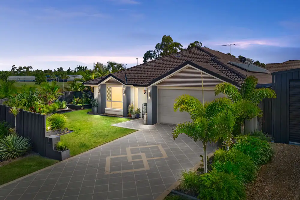 1 Lookout Place, Narangba, QLD 4504, 4 ห้องนอน, 2 ห้องน้ำ, House