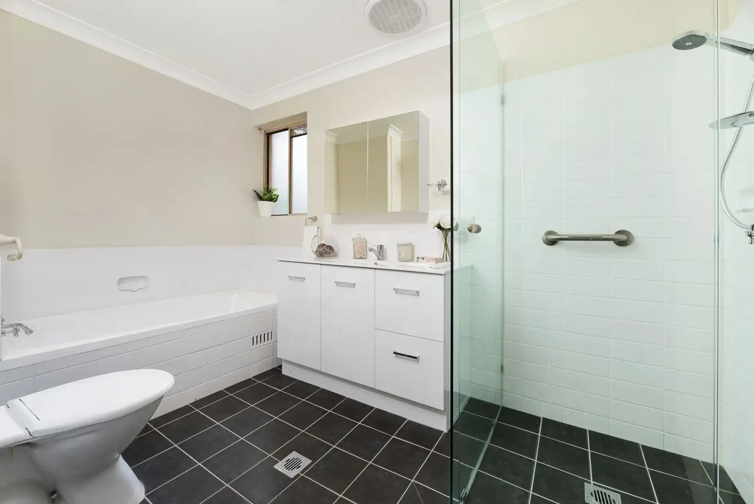 98/2-8 Kitchener Street, St Ives, Upper North Shore, 2 Schlafzimmer, 2 Badezimmer, Apartment